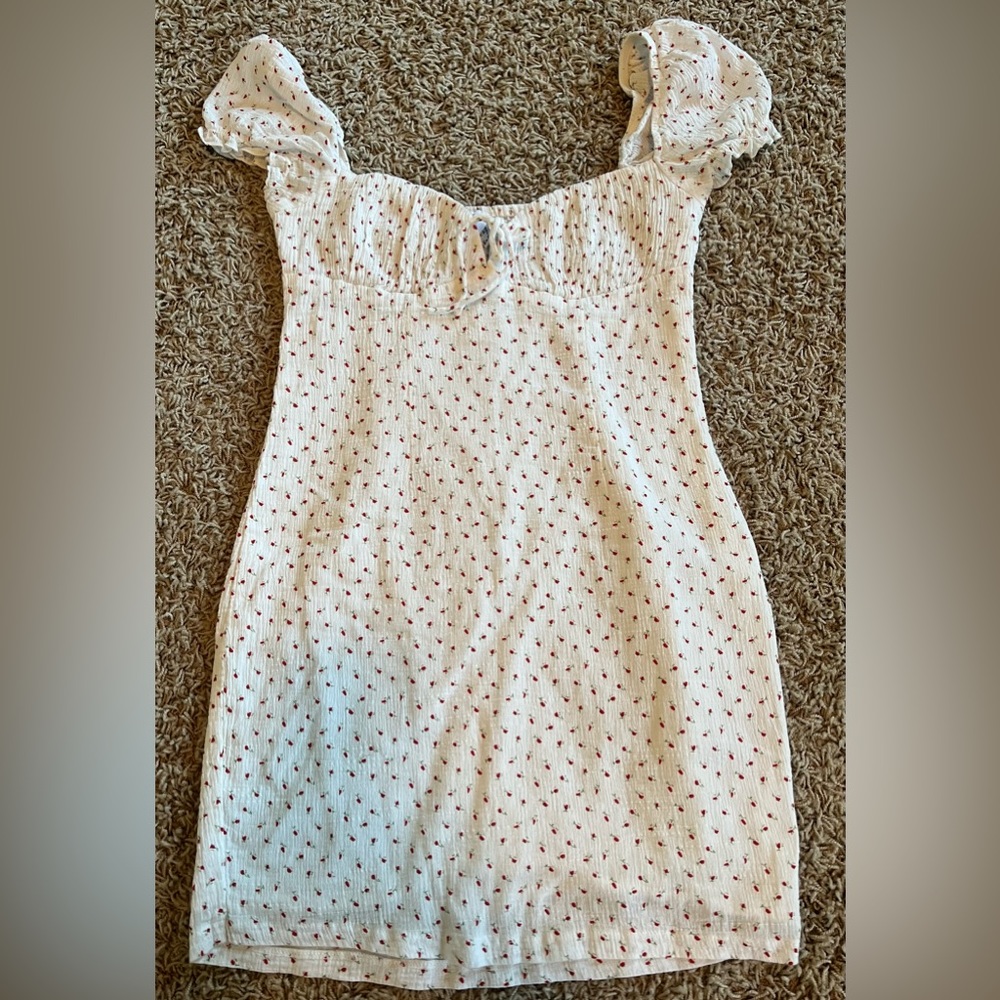 Princess Polly Natalina White Floral Mini Dress Women’s Size 6.